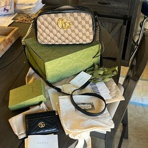 GUCCI CANVAS GG MARMONT CROSSBODY SHOULDER BAG - BLACK with cc holder